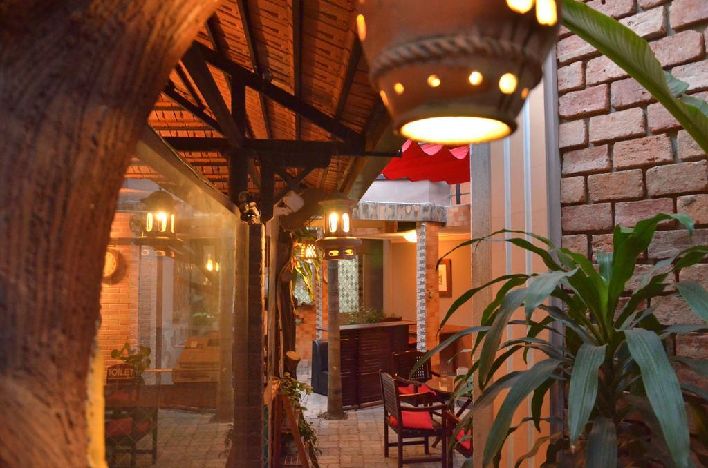 Vien Ngoc Xanh Hotel 1 Хошимин Экстерьер фото
