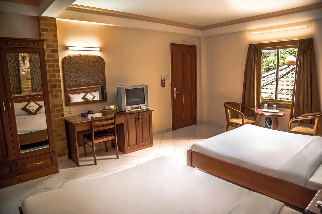 Vien Ngoc Xanh Hotel 1 Хошимин Экстерьер фото