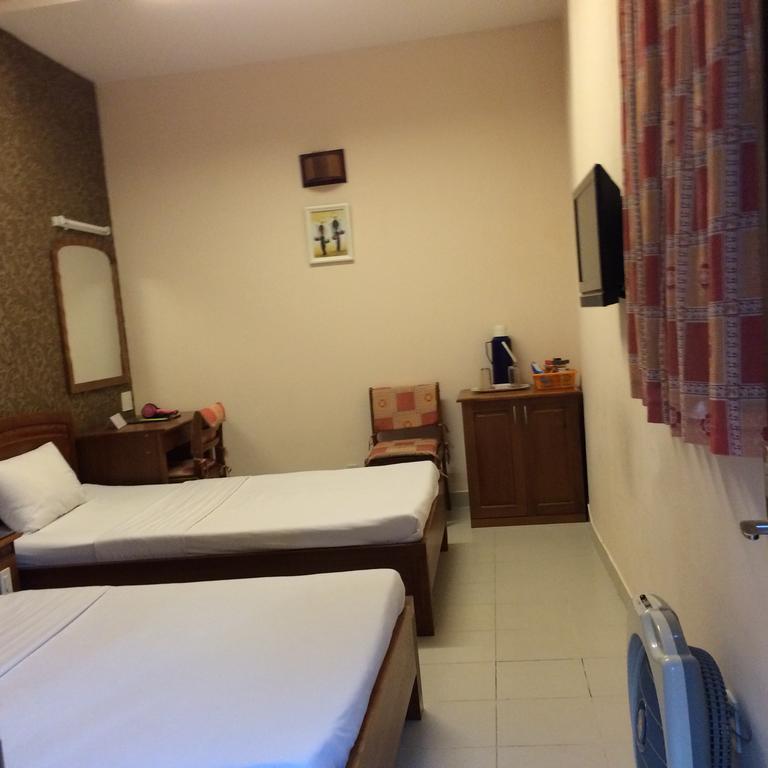 Vien Ngoc Xanh Hotel 1 Хошимин Экстерьер фото