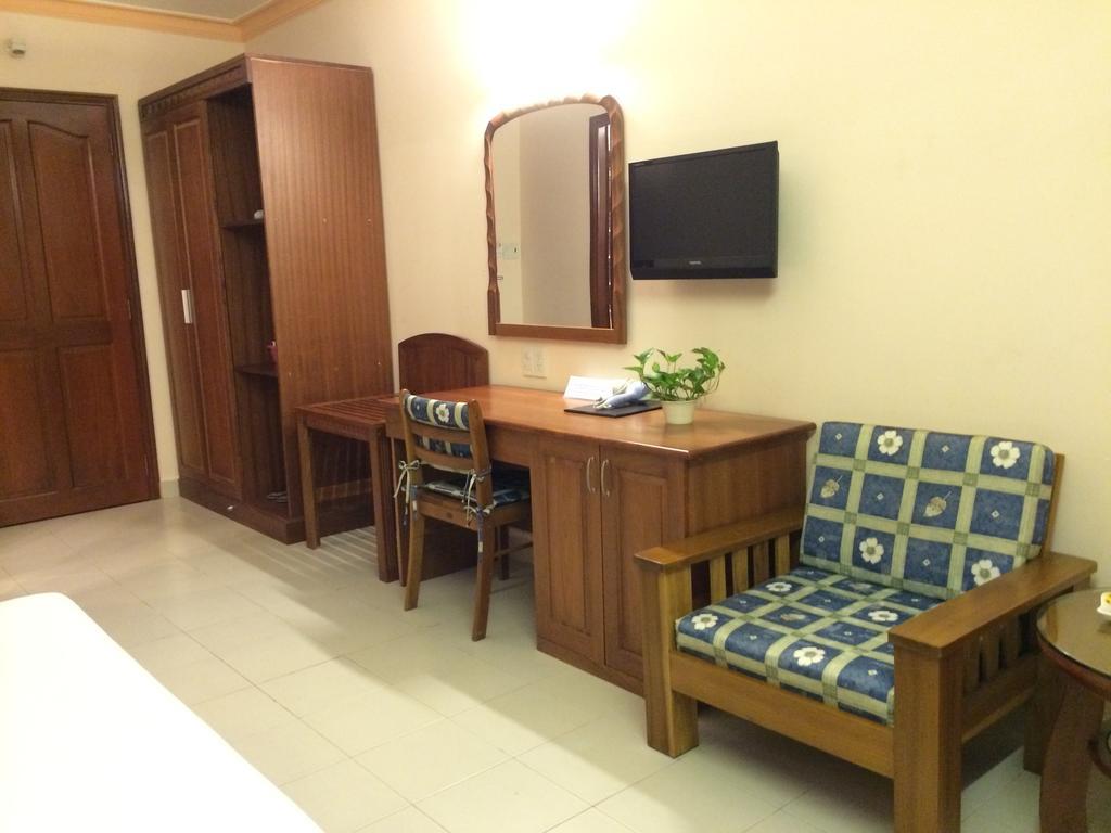 Vien Ngoc Xanh Hotel 1 Хошимин Экстерьер фото