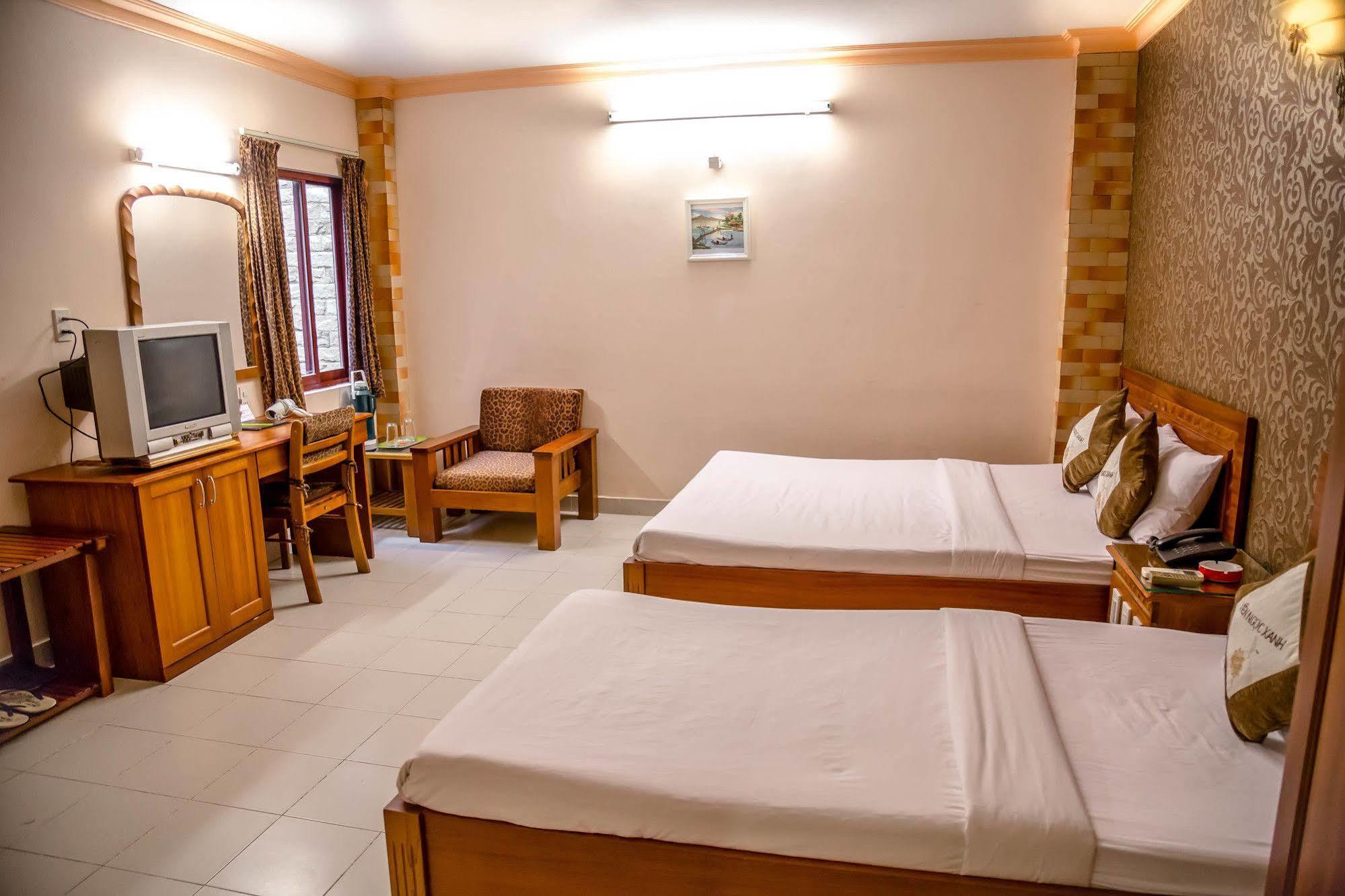 Vien Ngoc Xanh Hotel 1 Хошимин Экстерьер фото