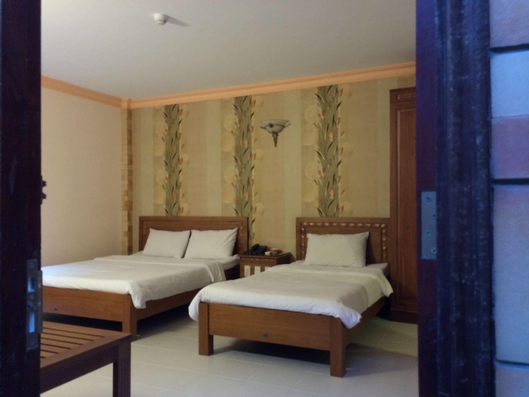 Vien Ngoc Xanh Hotel 1 Хошимин Экстерьер фото
